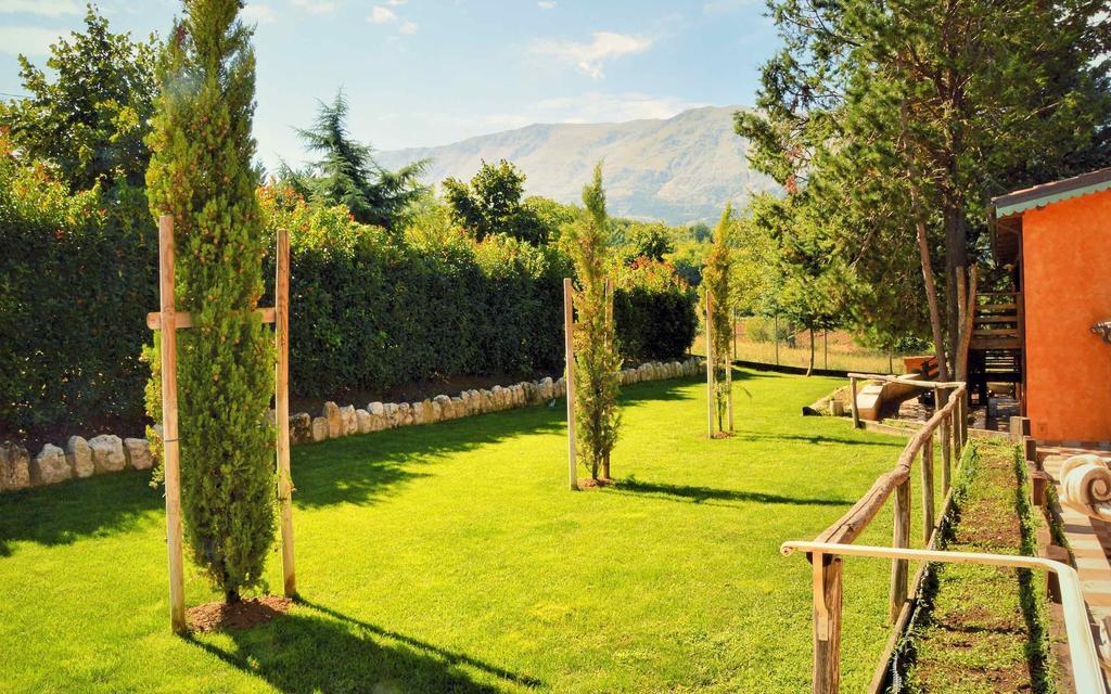 Hotel La Valle delLʼAquila Esterno foto