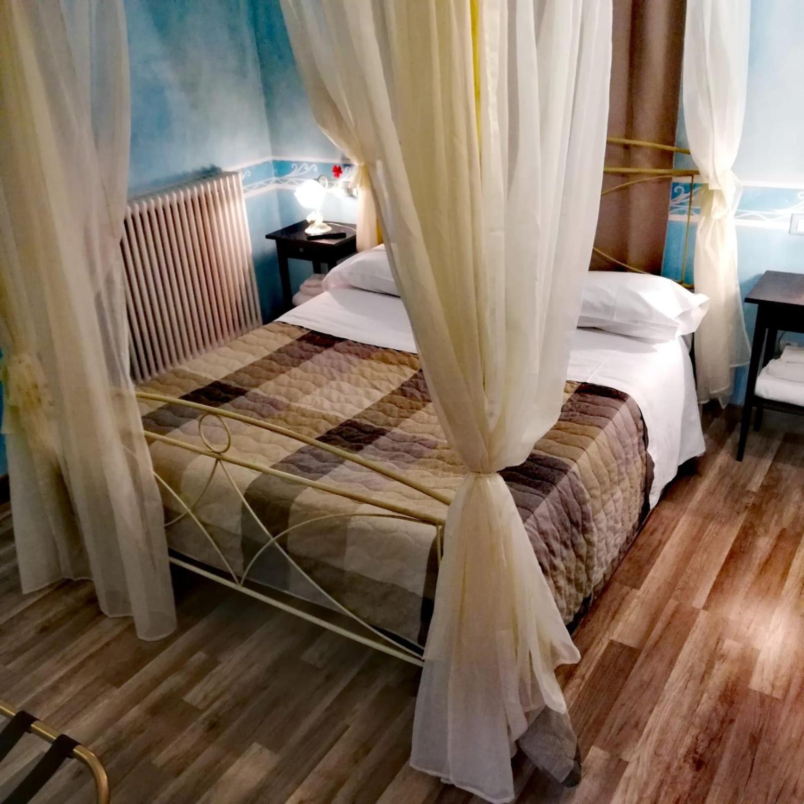 Hotel La Valle delLʼAquila Esterno foto