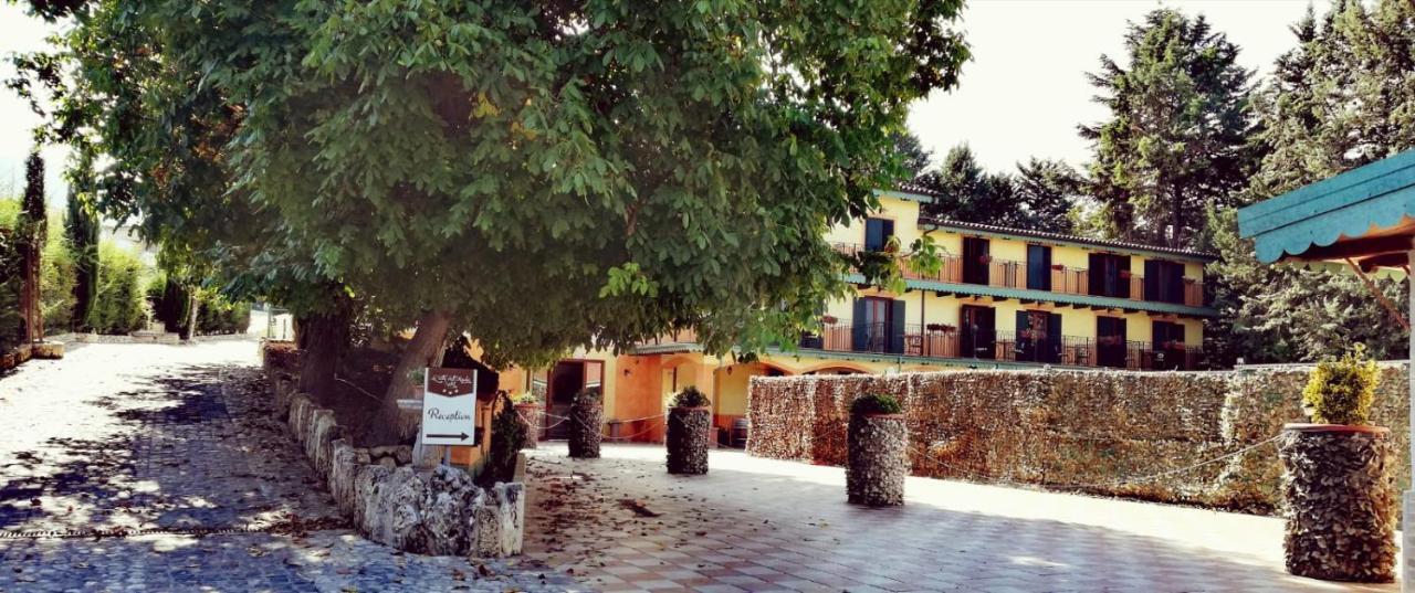 Hotel La Valle delLʼAquila Esterno foto