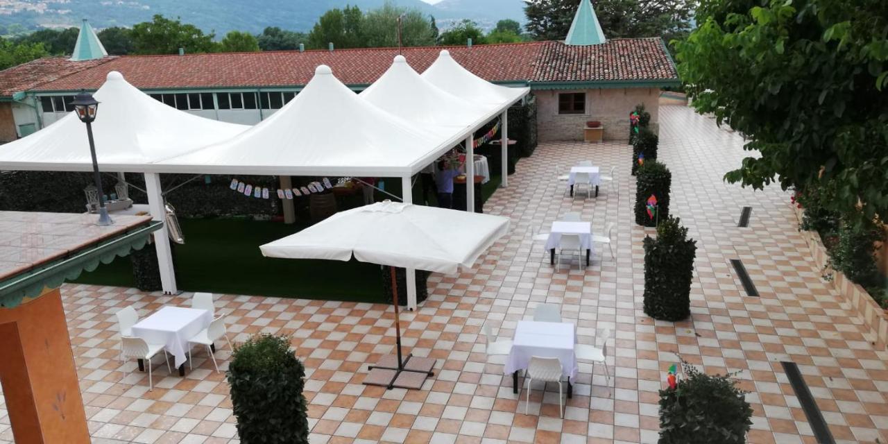 Hotel La Valle delLʼAquila Esterno foto